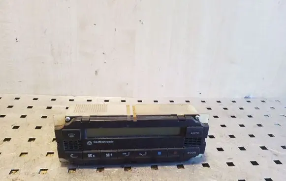 Volkswagen PASSAT B5 Climate control unit 3B1907044A