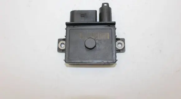 BMW 1 E81 E87 Glow plug pre-heat relay 77980006 900008644