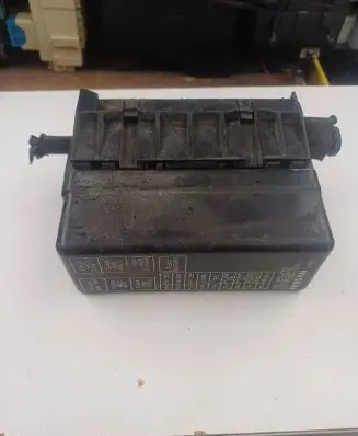 Nissan Primera Fuse box set 71543077