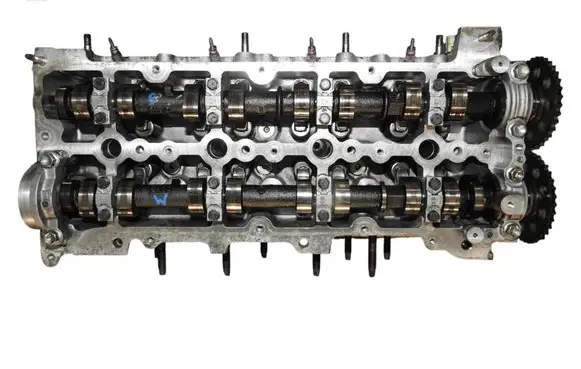 Toyota Hilux VIII Engine head 2GDFTV 2GD