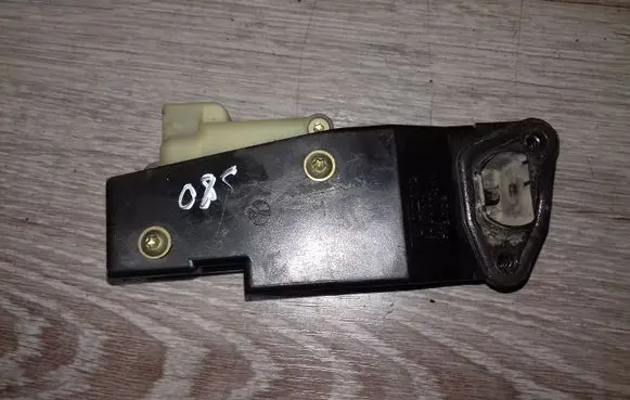 Fuel tank cap lock motor