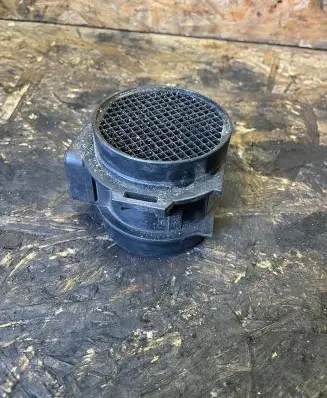 BMW Z4 E85 E86 Mass air flow meter 7513957 5WK96471