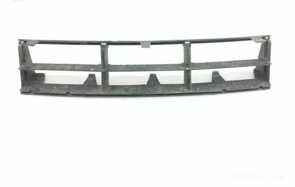 BMW 5 E39 Front bumper lower grill 51112235671