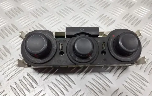 Seat Cordoba (6L) Interior fan control switch 6L0819045