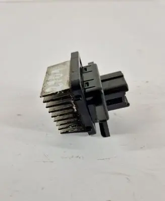 Mitsubishi Outlander Heater blower fan relay 05915G