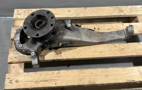 Porsche Cayenne (92A) Front wheel hub 7P0407245A 95834115500 95834115501
