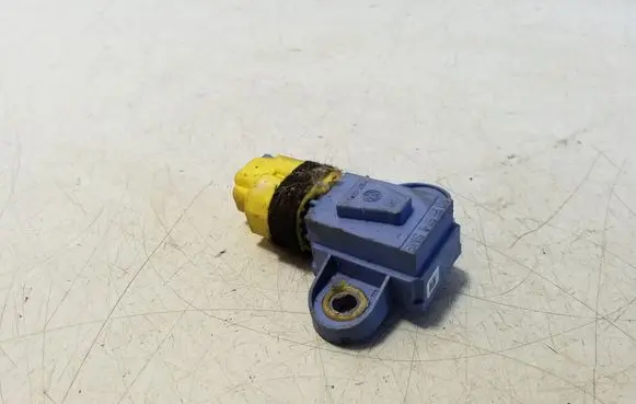 Volkswagen Golf V Airbag deployment crash/impact sensor 1K0955557B