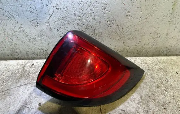 Chrysler Pacifica Rear/tail lights P68229026A 070318A120 F00HTC408620