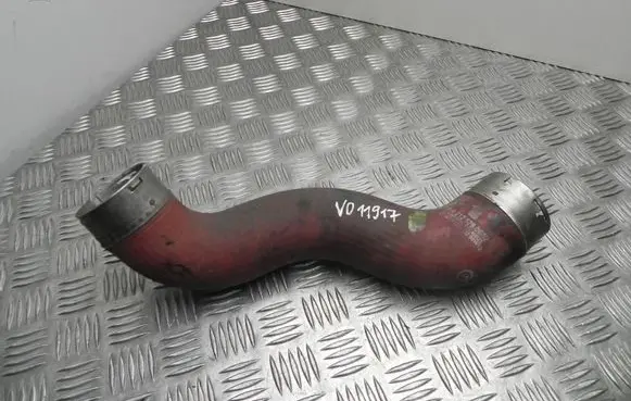 Mercedes-Benz C AMG W204 Air intake hose/pipe A2125280682 VD11917