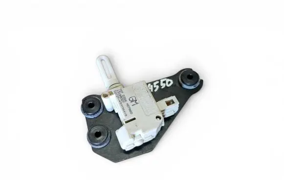 Opel Meriva A Tailgate boot lock/latch motor 13199007