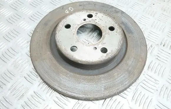 Toyota Avensis T270 Rear brake disc