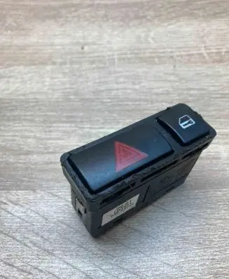 BMW 3 E46 Hazard light switch 8368920