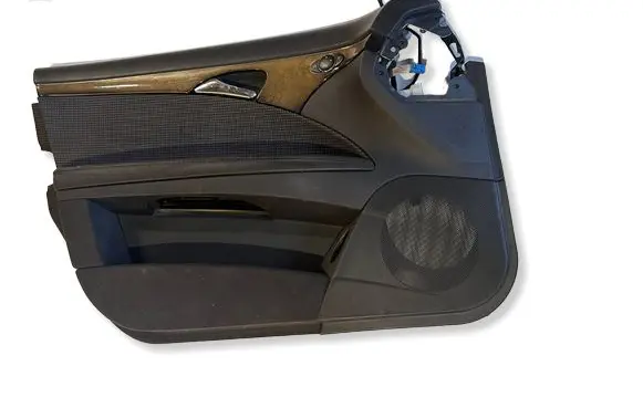 Mercedes-Benz E W211 Front door card panel trim 