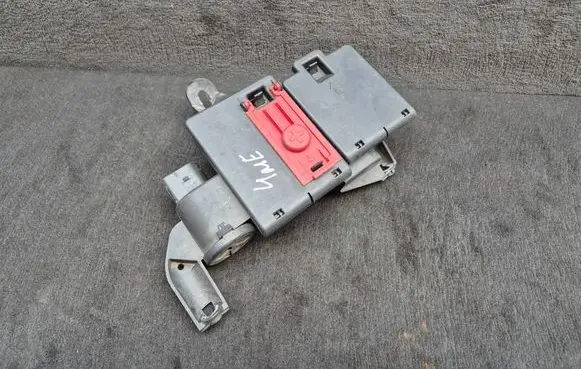 Audi Q7 4M Current control relay 4M0941823A