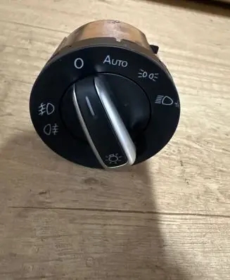 Volkswagen Tiguan Light switch 3C8941431A
