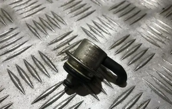 Fuel pressure sensor