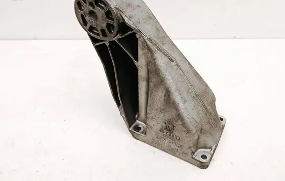 Porsche Cayenne (92A) Engine mounting bracket 022199308