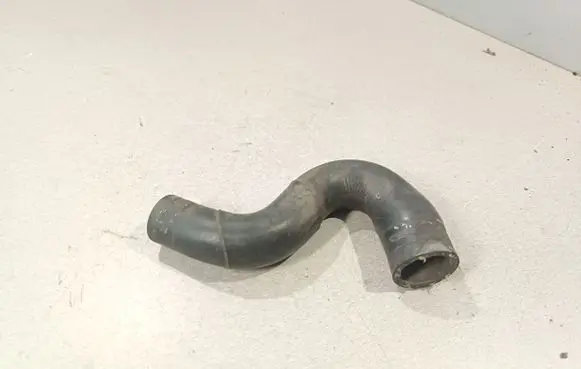 Volkswagen PASSAT B5.5 Engine coolant pipe/hose 3B0121449R