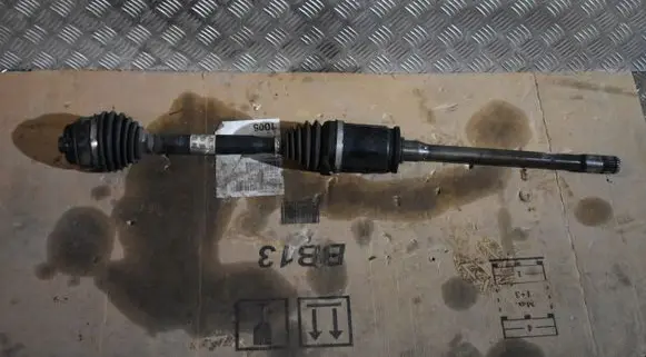 BMW X3 G01 Front driveshaft 8643184