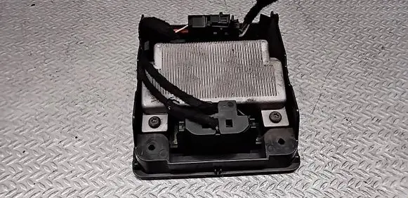 Volkswagen Golf V Voltage converter inverter 1K0907155