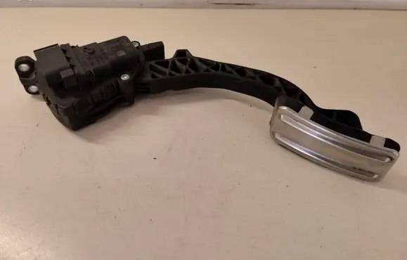 Ford Focus C-MAX Accelerator throttle pedal 3M519F836AF 6PV008641