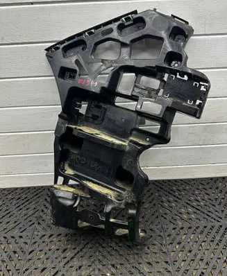 BMW X1 U11 Rear bumper mounting bracket 9881943 21163611 320010110184