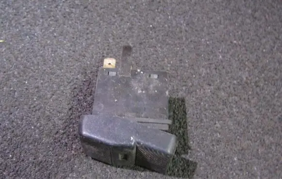 Volkswagen PASSAT B3 Windscreen/window heater switch 535959621
