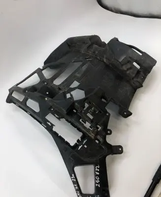 BMW X1 U11 Front bumper mounting bracket 9883582