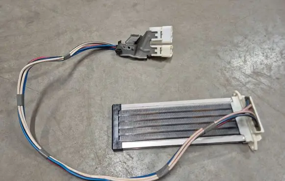 Toyota Hilux (AN10, AN20, AN30) Electric cabin heater radiator 
