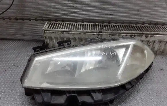 Renault Megane II Headlight/headlamp 8200073220J