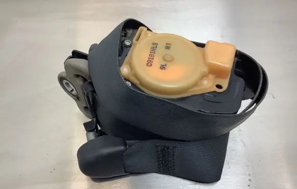 Nissan Murano Z50 Front seatbelt 0434112 C9181HLS