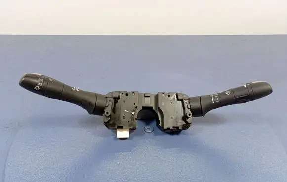 Infiniti G37 Other switches/knobs/shifts 25560JK60A