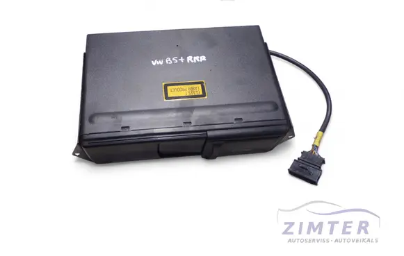 Volkswagen PASSAT B5.5 CD/DVD changer 