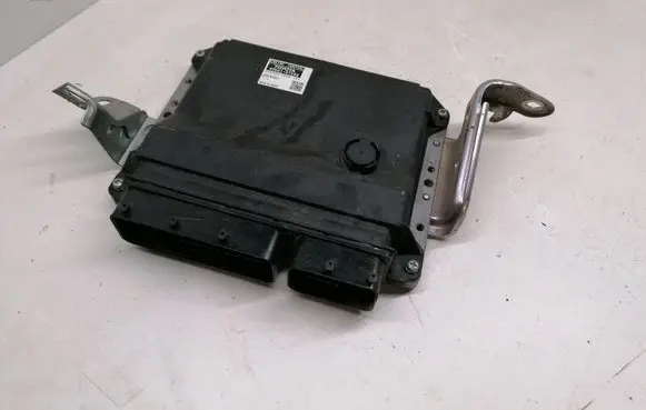 Toyota Prius (XW30) Engine control unit/module 8966147280 2753007394
