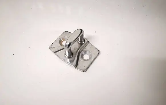 BMW 3 E90 E91 Front door lock loop/hook striker 7067805