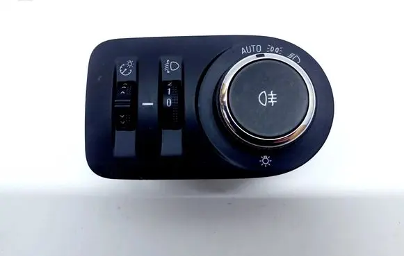Opel Corsa F Light switch 39201663