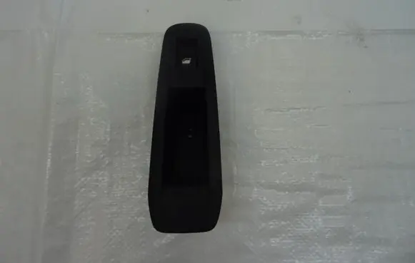 Peugeot 308 Quarter vent window switch 96762292ZD