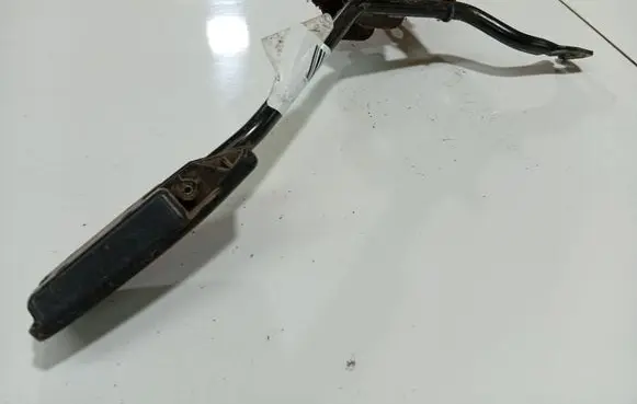 Honda CR-V Accelerator throttle pedal
