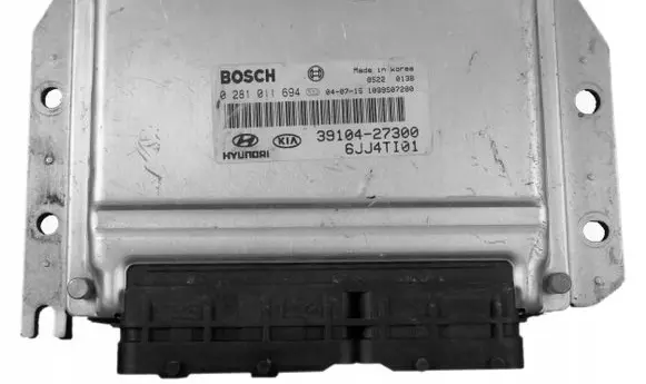 Hyundai Tucson JM Engine control unit/module 0281011694