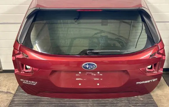 Subaru Forester SK Tailgate/trunk/boot lid