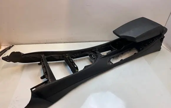 BMW 1 E81 E87 Center console 7122231
