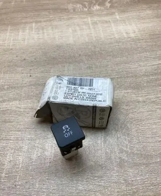 Volkswagen Golf V ESP (stability program) switch 5K0927117