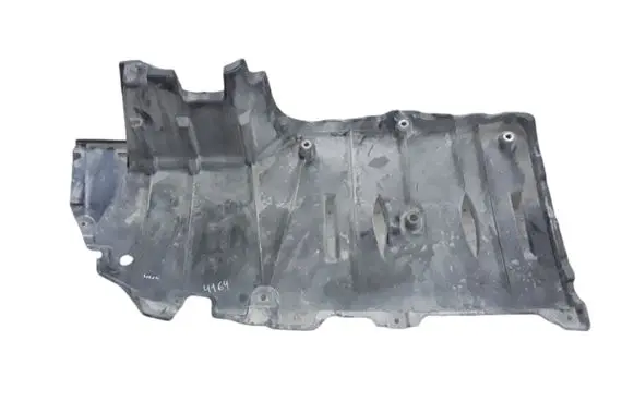 Suzuki Swace Engine splash shield/under tray 5839902170