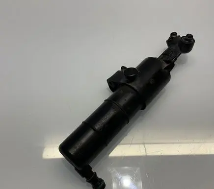 Mercedes-Benz E W212 Headlight washer spray nozzle A2128600047 2128600047