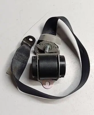 Toyota Verso Rear seatbelt 73360-0F020 6102941