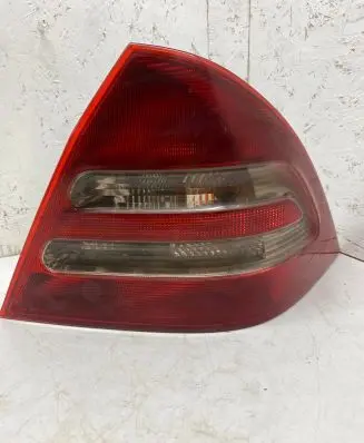 Mercedes-Benz C W203 Rear/tail lights