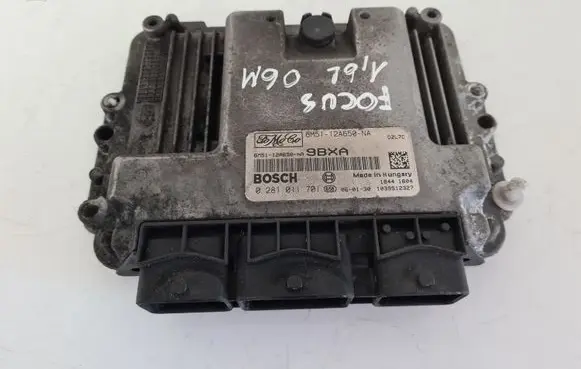 Ford Focus Engine control unit/module 6M5112A650NA 0281011701