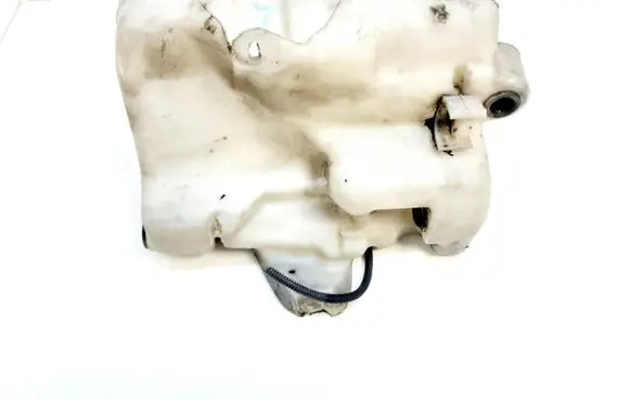Volvo V50 Windshield washer fluid reservoir/tank 30699397