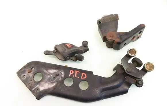 Nissan Quest Sliding door upper roller guide/hinge 