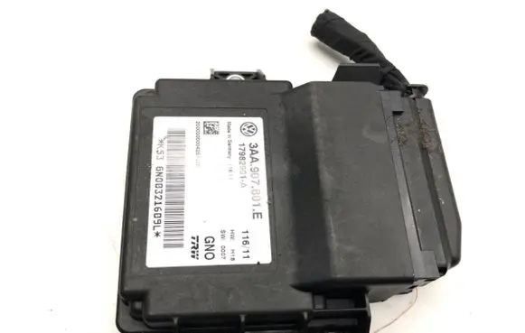 Volkswagen PASSAT B7 Brake system control unit/module 3AA907801E